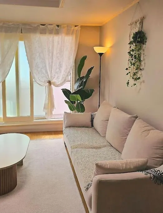 Oasis Apartment Seoul
